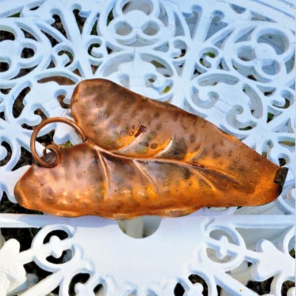 Vintage Copper Leaf Shaped Crimped Edge Dish 9”x6”X1.75" - Picture 6 of 11
